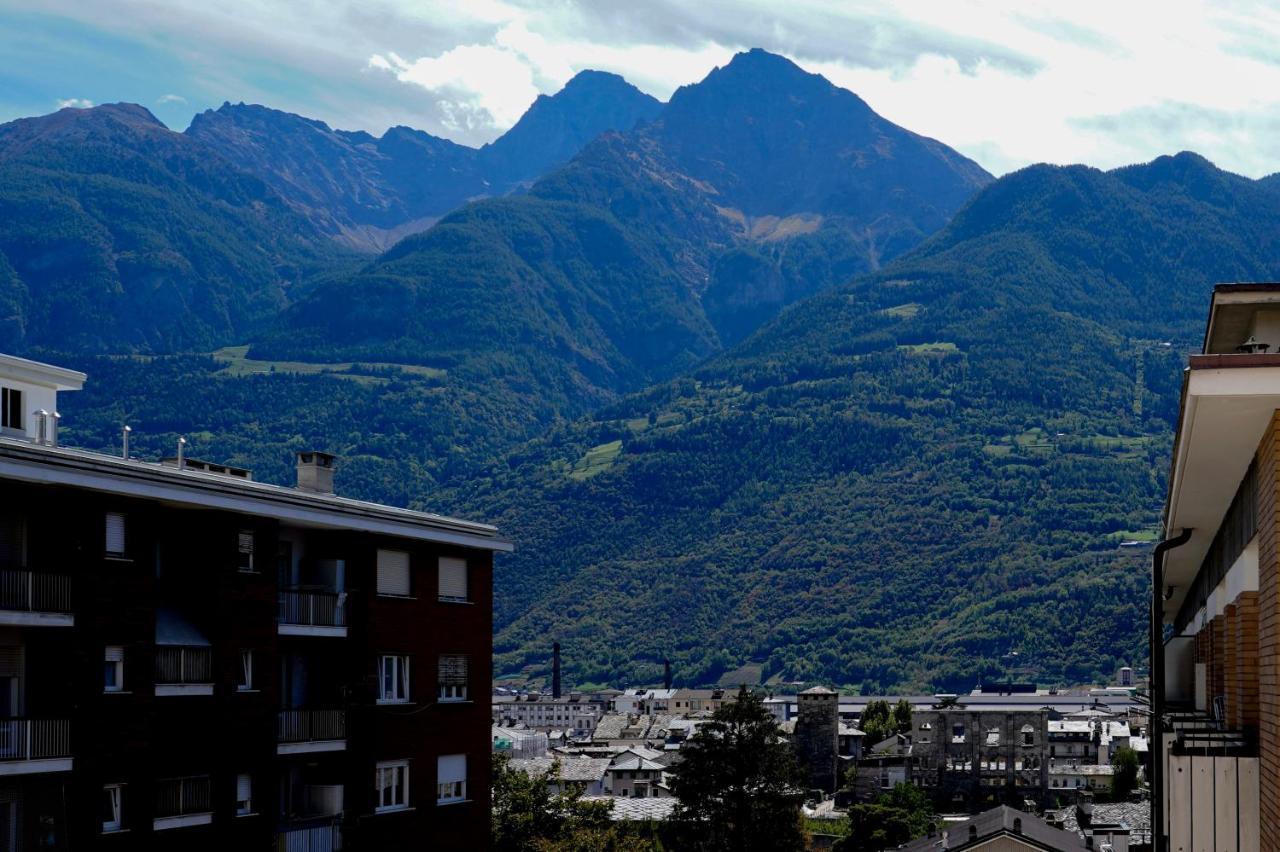 Surville Aosta Eksteriør bilde